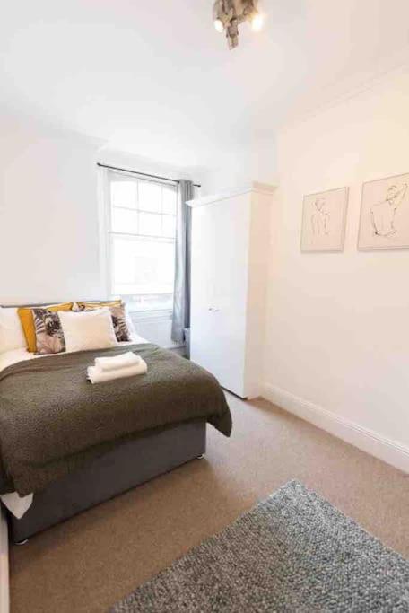 Lovely 2 Bedroom Apartment In Chelsea Sw3 Londres Exterior foto